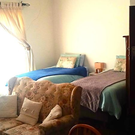 Rheola'S Guest Cottage Harrismith Exterior foto